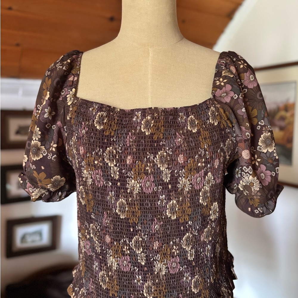Floral Smocked Puff Sleeve Top
